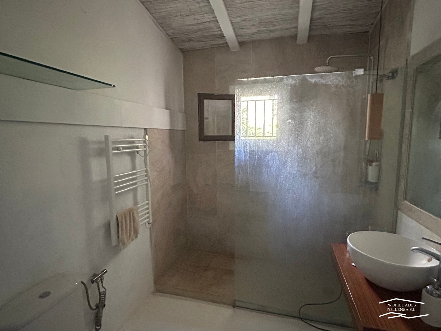 MEDITERRANEAN VILLA WITH TWO HOUSES NEAR BOQUER, POLLENSA.