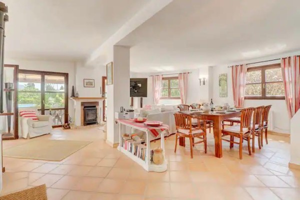 FANTASTIC FINCA RUSTICA  WITH  POOL IN  PUERTO DE POLLENSA 