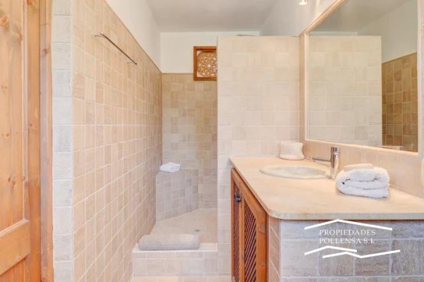 FANTASTIC FINCA RUSTICA  WITH  POOL IN  PUERTO DE POLLENSA 