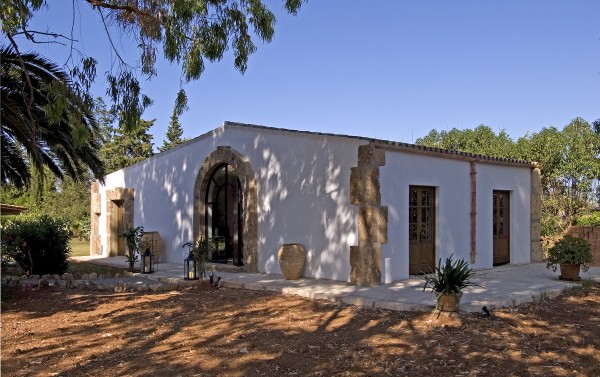LUJOSA MANSION CERCA DE POLLENSA, DE 21.000M2           